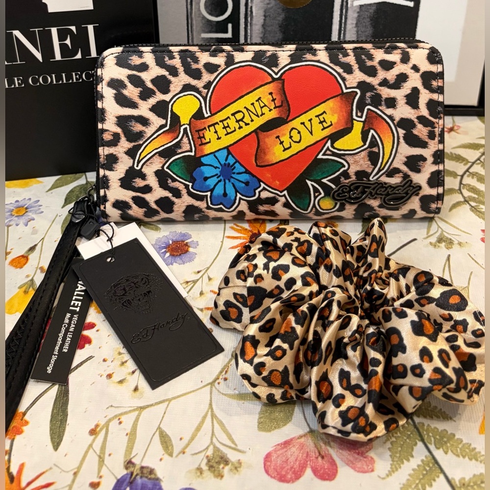 NWT ED HARDY Leopard Print 'Eternal Love' Zip Wallet in Beige/Tan & a scrunchie